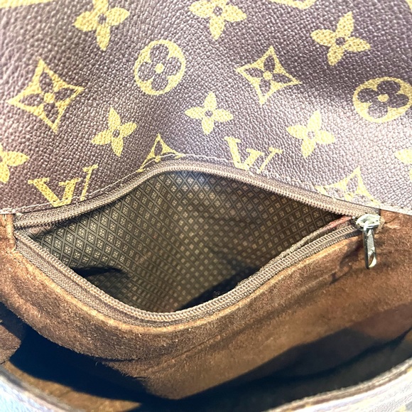 Louis Vuitton Monogram Chantilly MM Messenger Bag - Picture 8 of 10